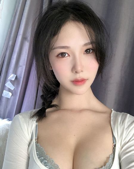 麻豆e奶女教师国产剧情_BD在线播放