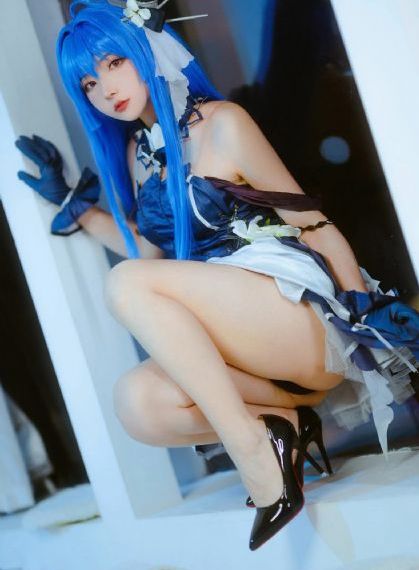 人妻激情欧美日韩一区二区_HD电影完整版