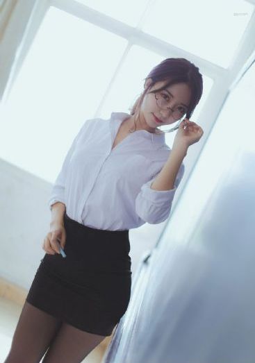 天海翼一区二区三区高清在线_4K动漫在线观看