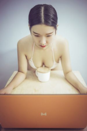 高清在线一区二区三区播放_1080P电影免费在线