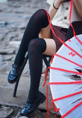 国产三级白洁老师与高校长视频_在线观看完整视频大全