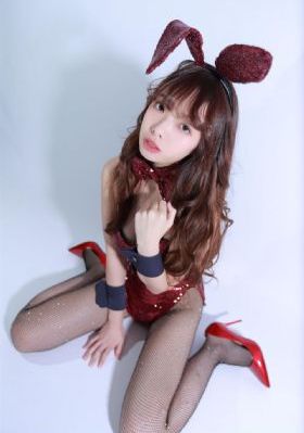 亚洲成在人线av自拍_4K神马影院手机在线